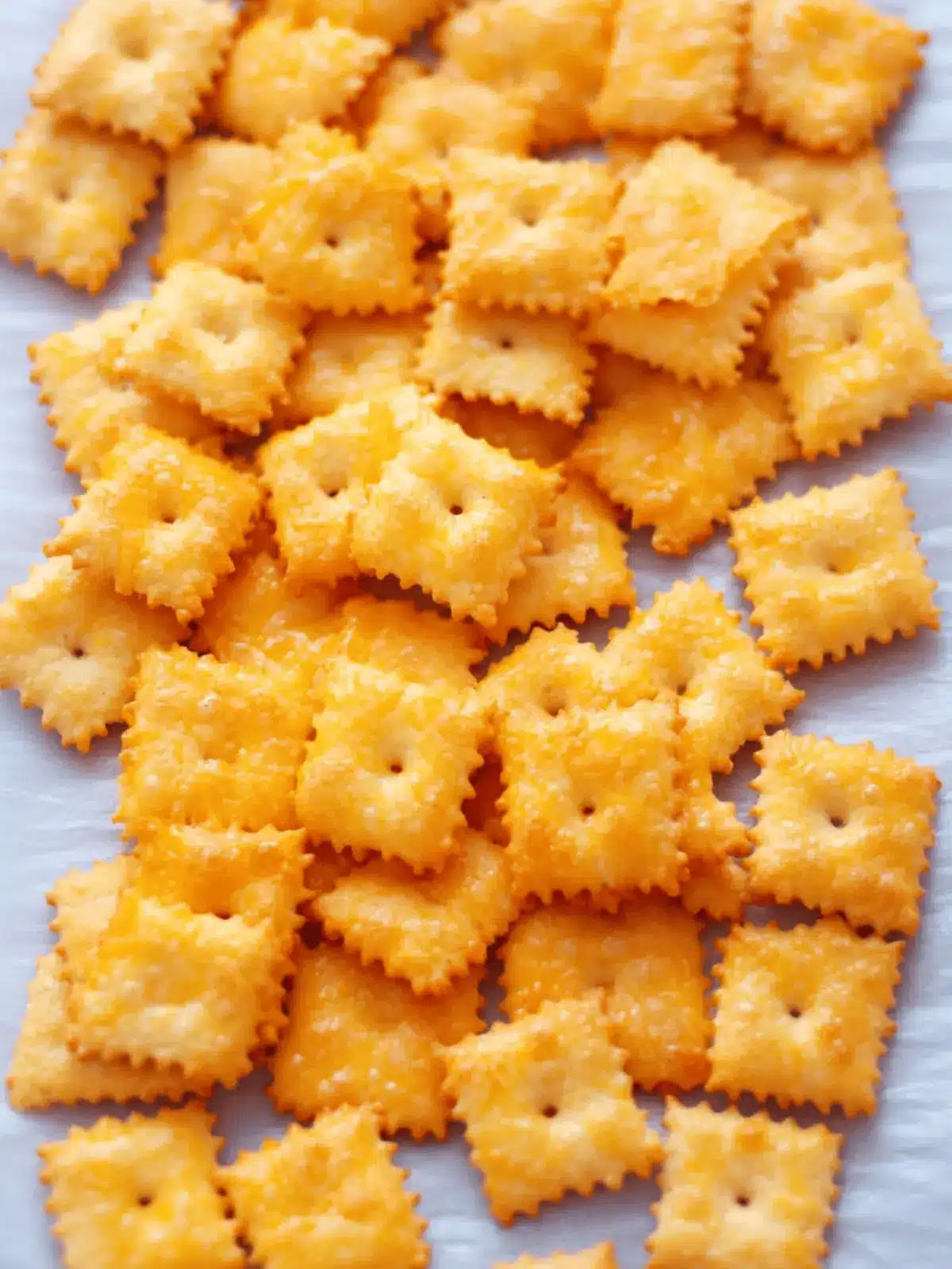 Easy Cheese Crackers (Cheez-Its)