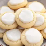 Delicious Almond Meltaway Cookies That Melt in Your Mouth 2 Almond Meltaway Cookies