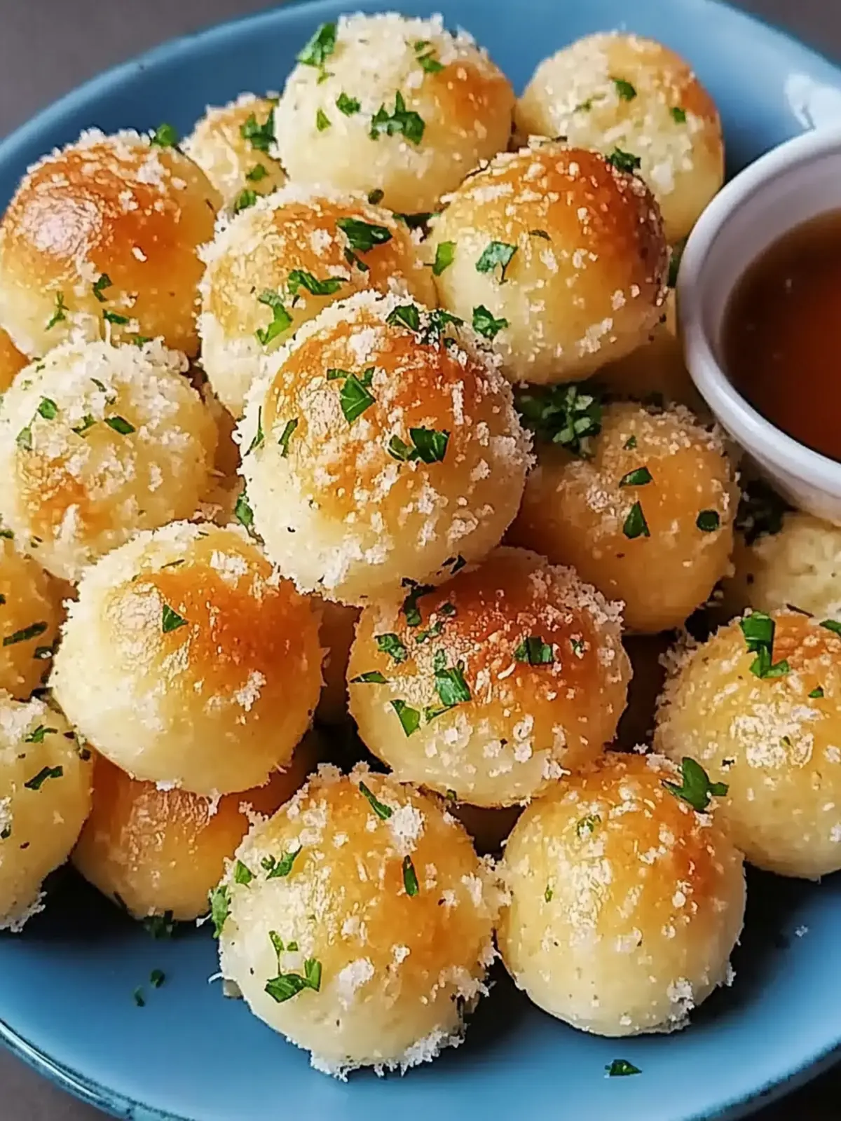Irresistible Parmesan Bread Bites for Your Next Gathering 4 Parmesan Bread Bites