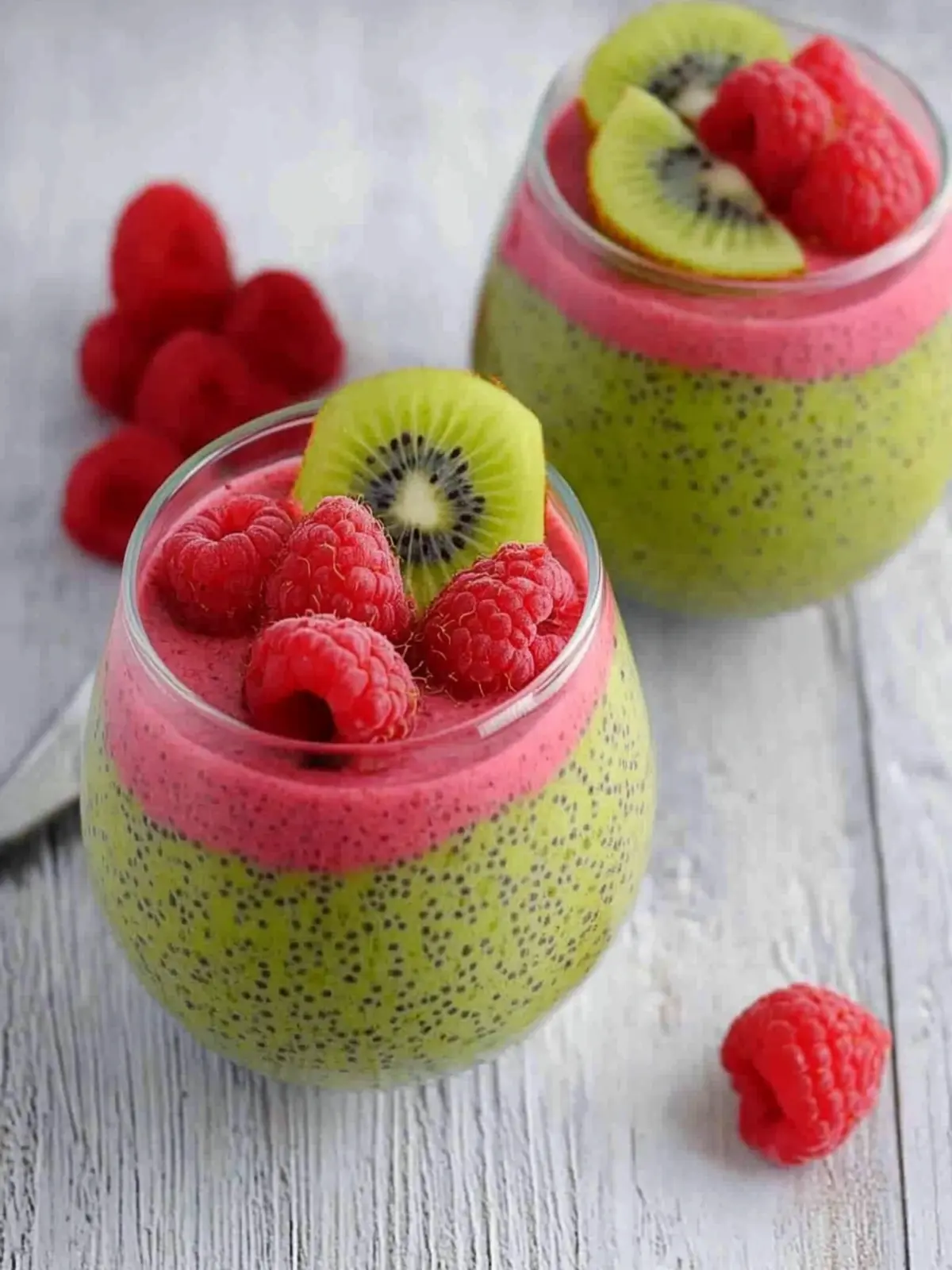 Delight in Kiwi and Raspberry Chia Pudding for Wholesome Snacking 3 Kiwi and Raspberry Chia Pudding