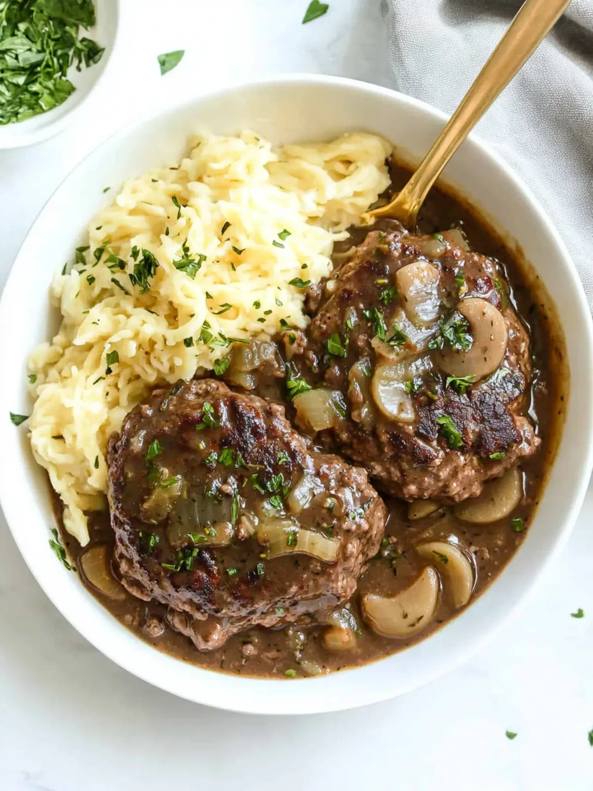 Delicious Slow Cooker Salisbury Steaks for Easy Family Dinners 3 Slow Cooker Salisbury Steaks