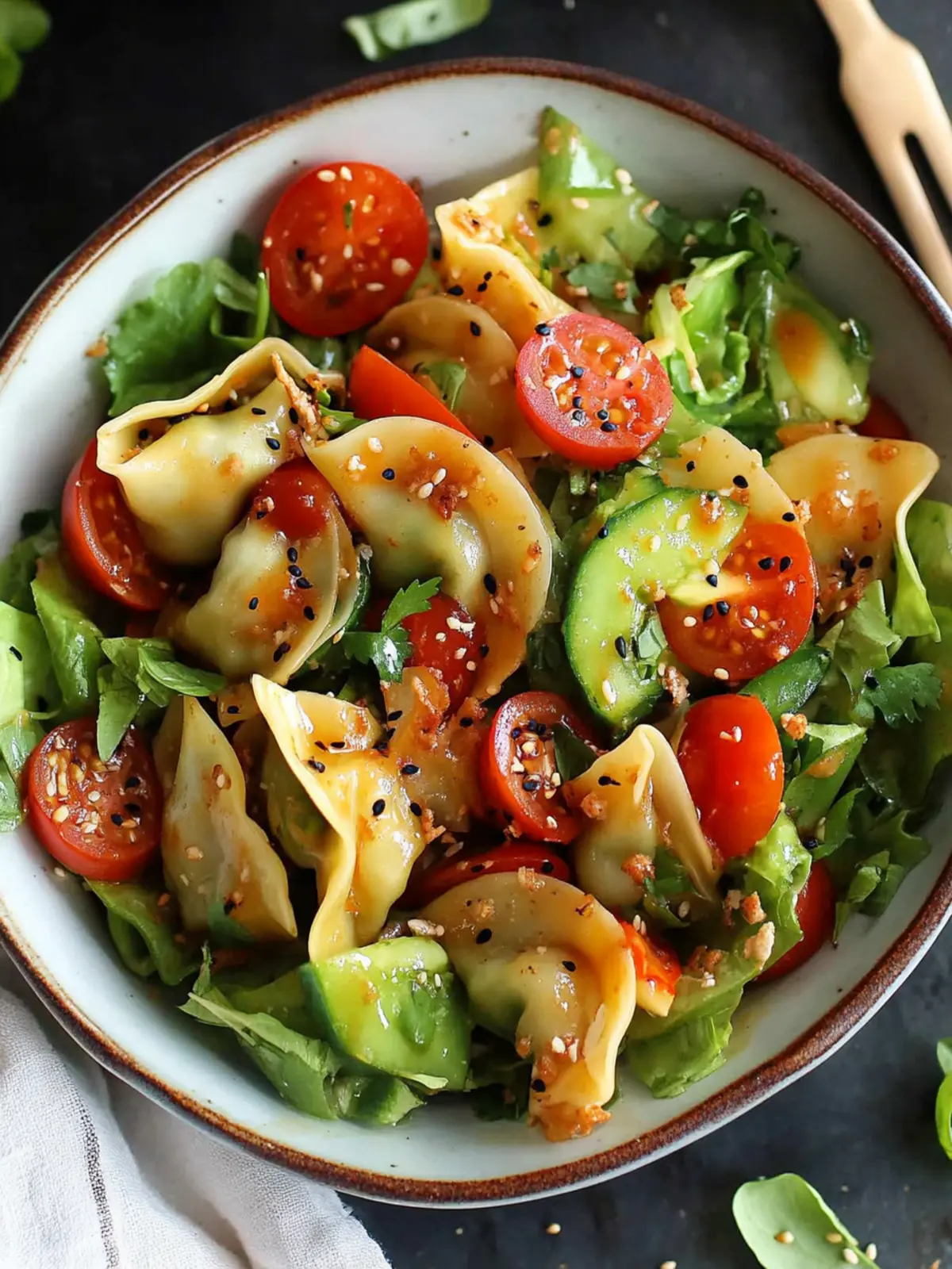Potsticker Salad: A Fresh Twist on Classic Dumplings 3 Potsticker Salad