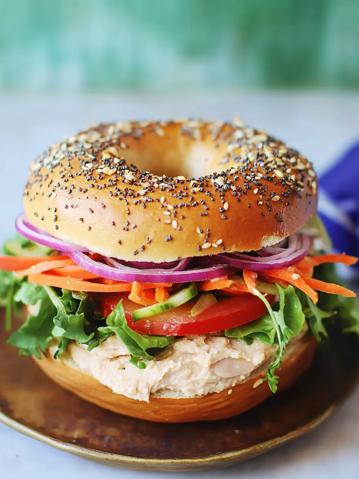 Satisfy Your Cravings: Turkey Bagel Sandwich with Hummus & Veggies 4 Turkey Bagel Sandwich with Hummus & Veggies